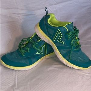 Vionic running shoes